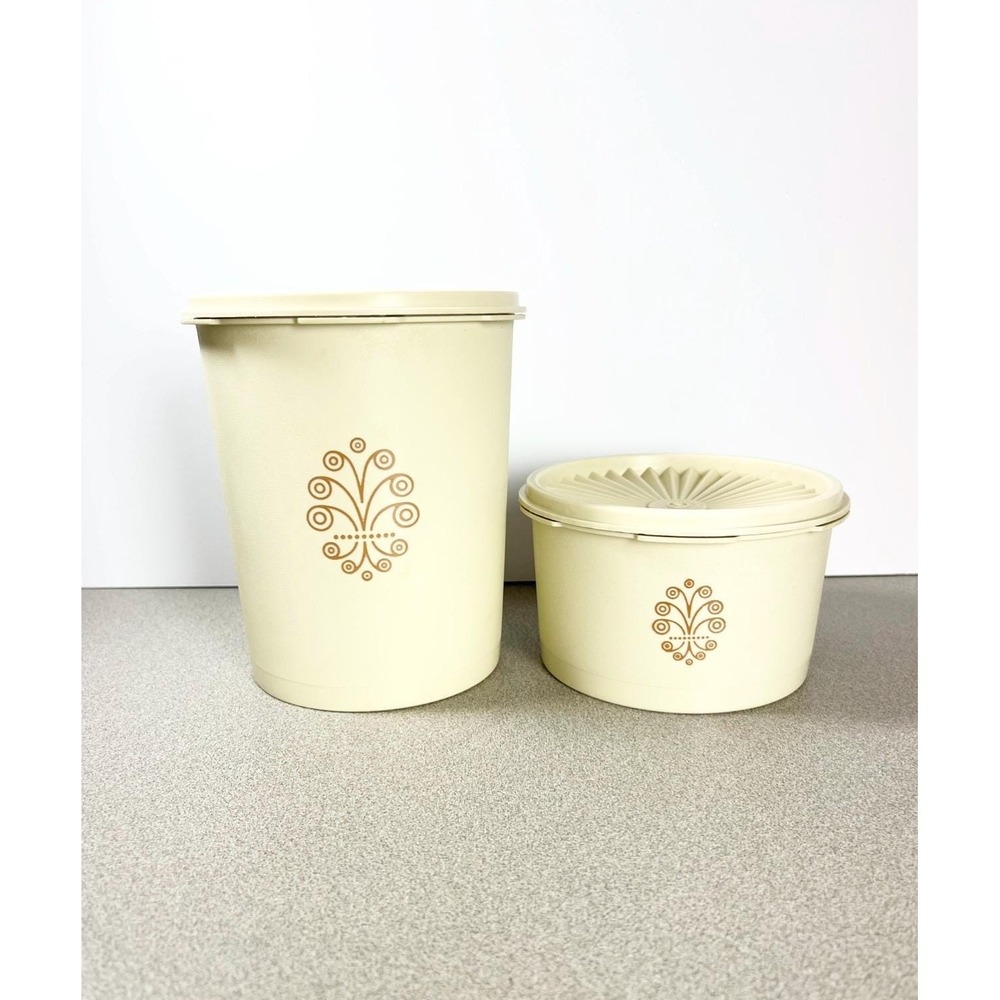 Vintage 1980s Tupperware Servalier Canisters beige Cream kitchen Pantry storage‎